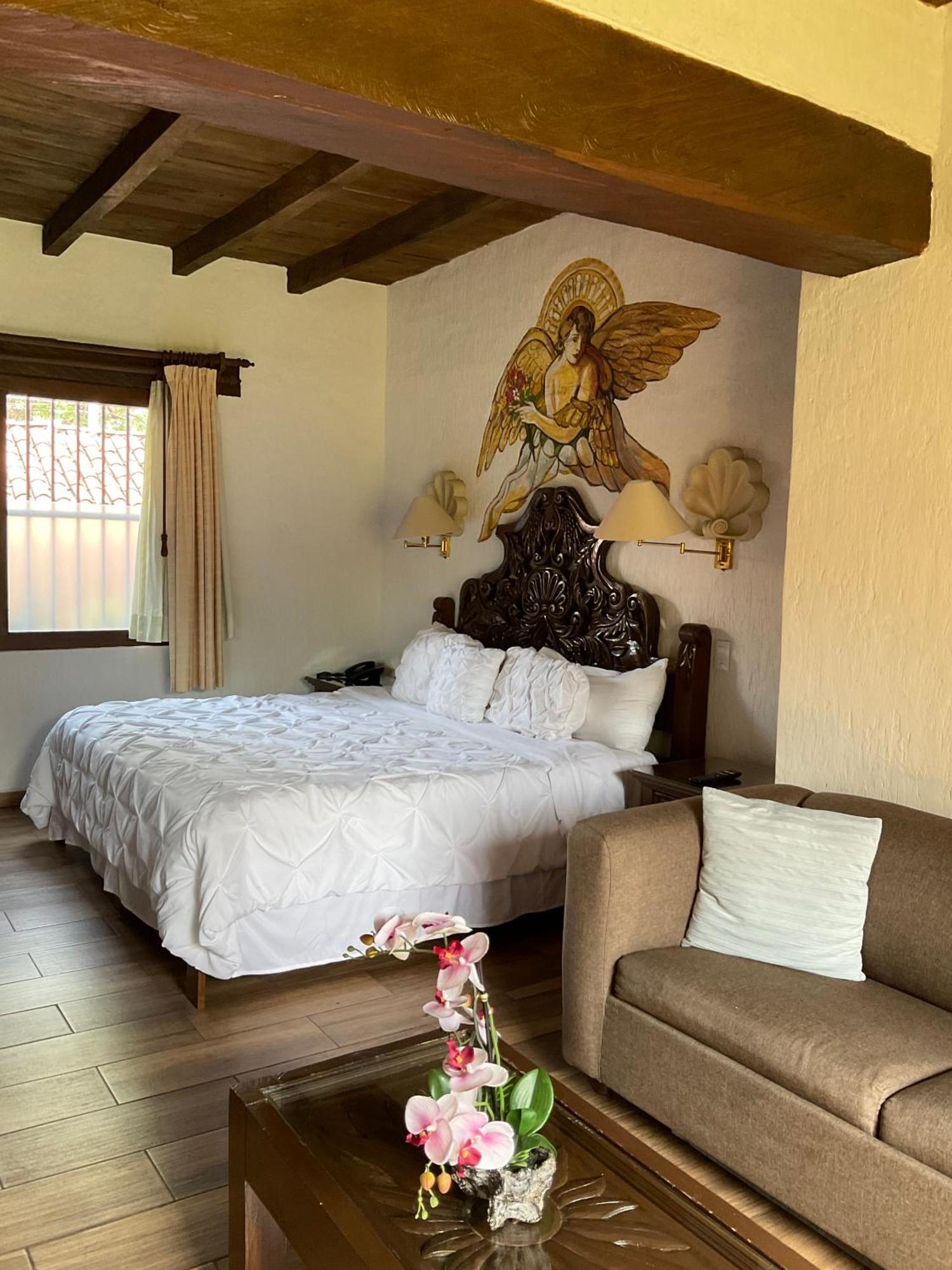 Villa San Jose Hotel & Suites Morelia Extérieur photo