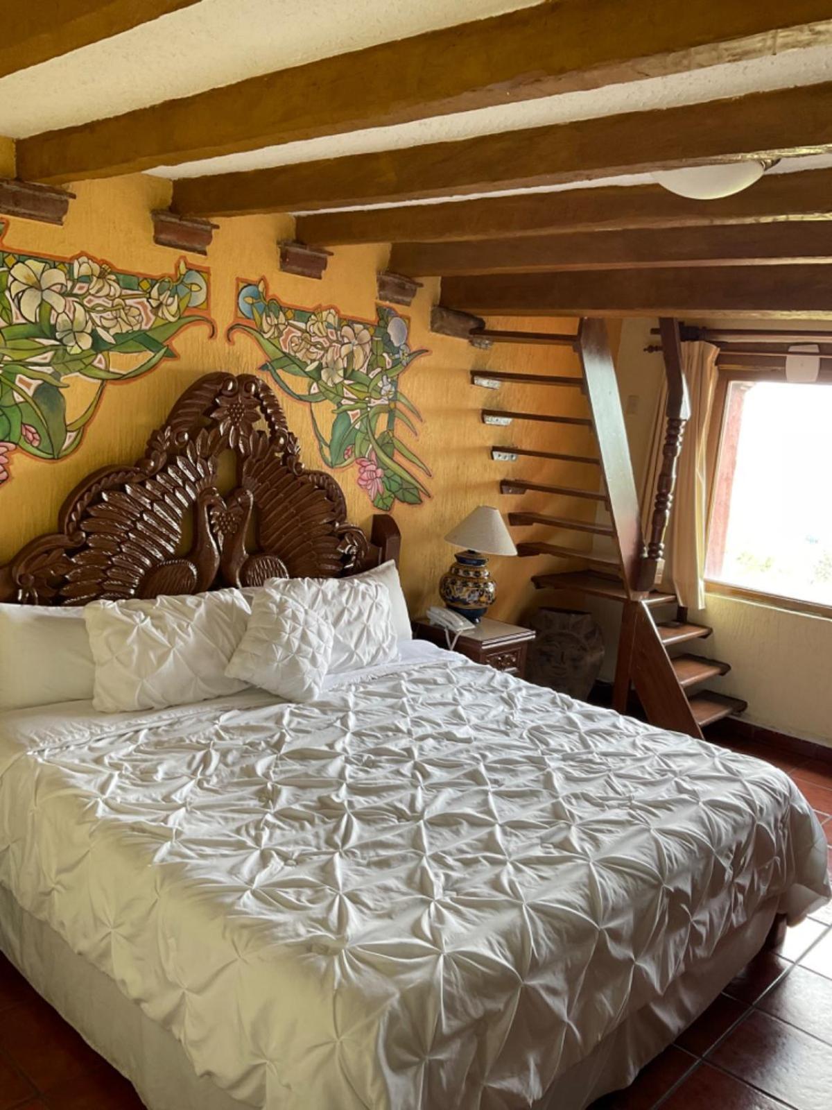 Villa San Jose Hotel & Suites Morelia Extérieur photo