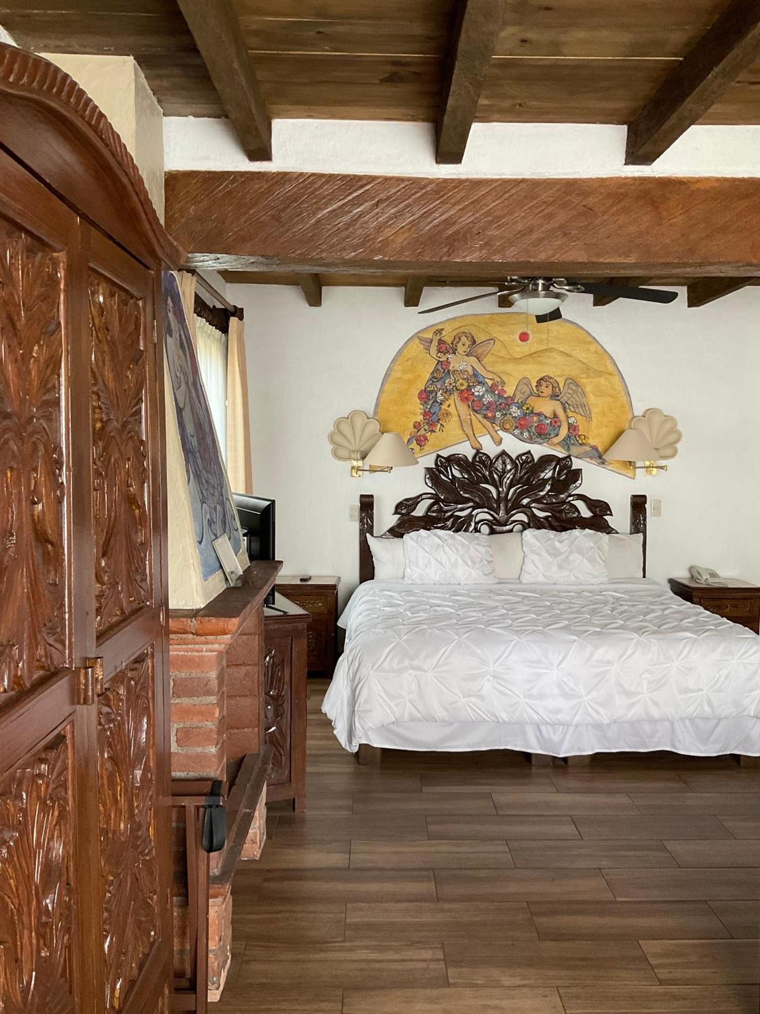 Villa San Jose Hotel & Suites Morelia Extérieur photo