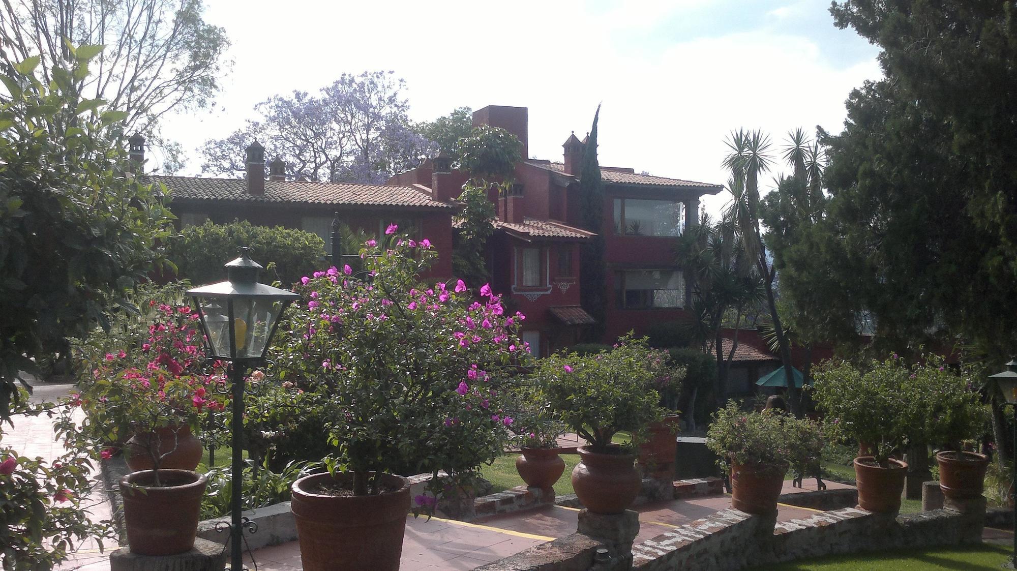 Villa San Jose Hotel & Suites Morelia Extérieur photo