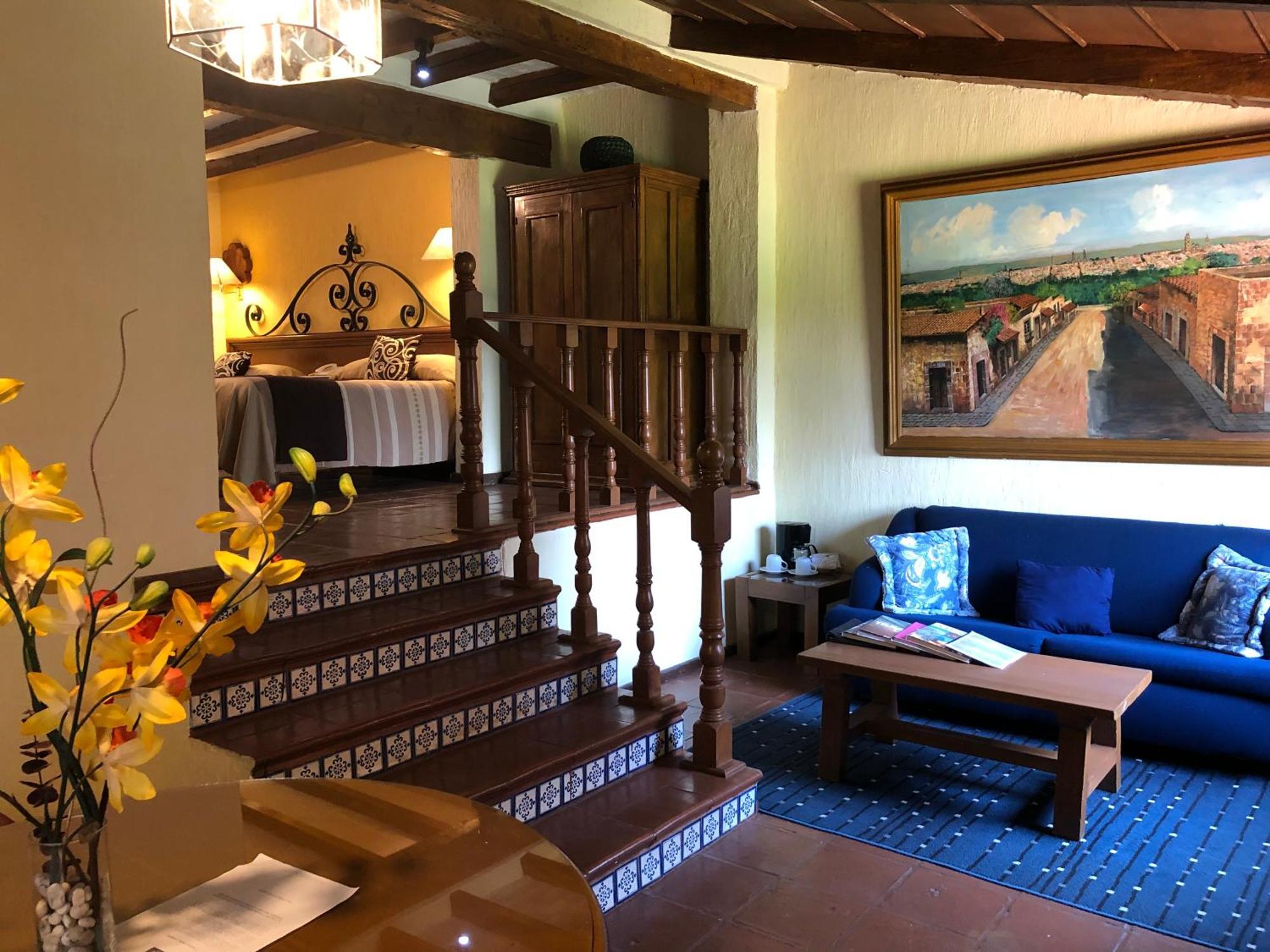 Villa San Jose Hotel & Suites Morelia Extérieur photo