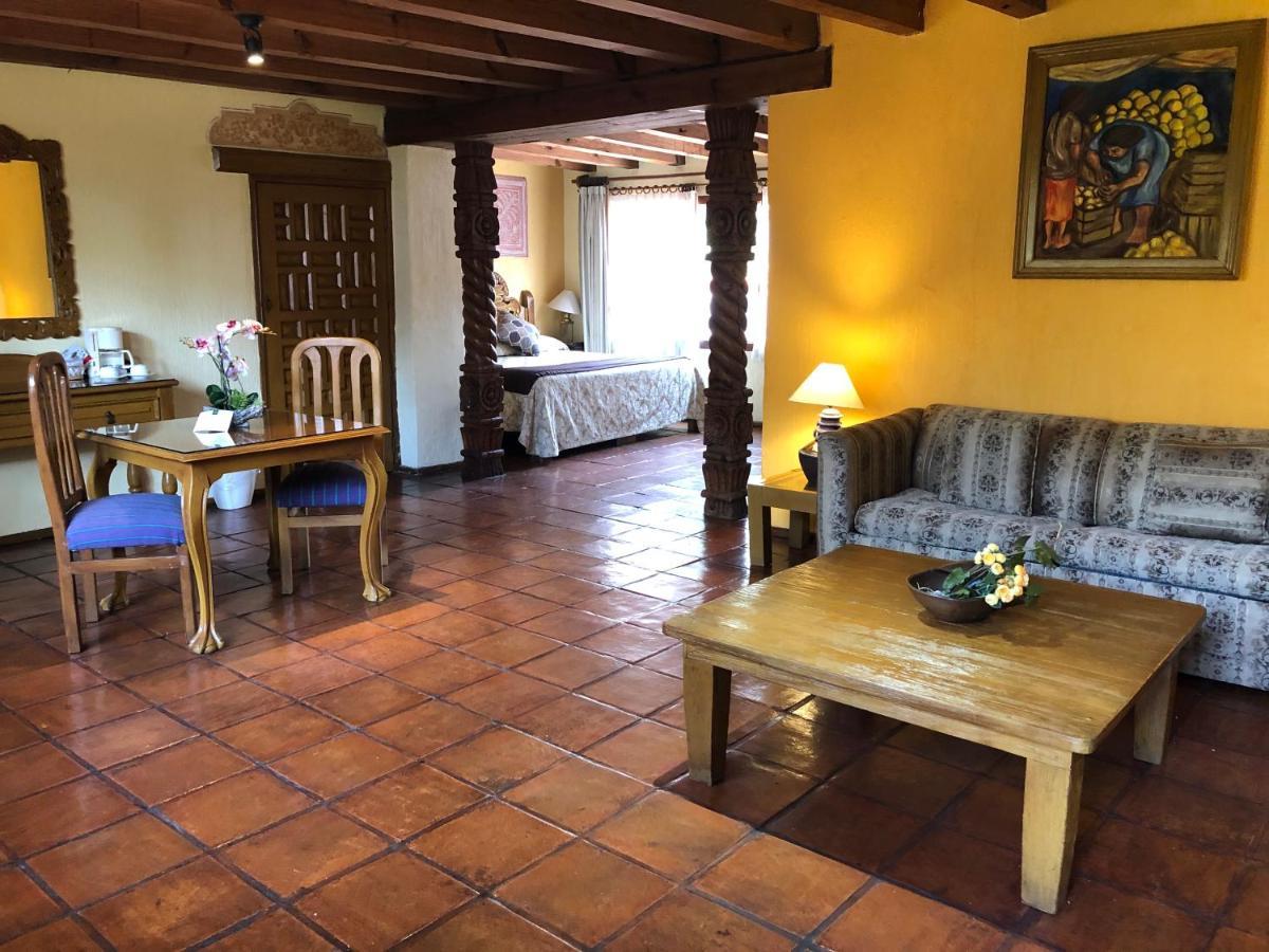 Villa San Jose Hotel & Suites Morelia Extérieur photo